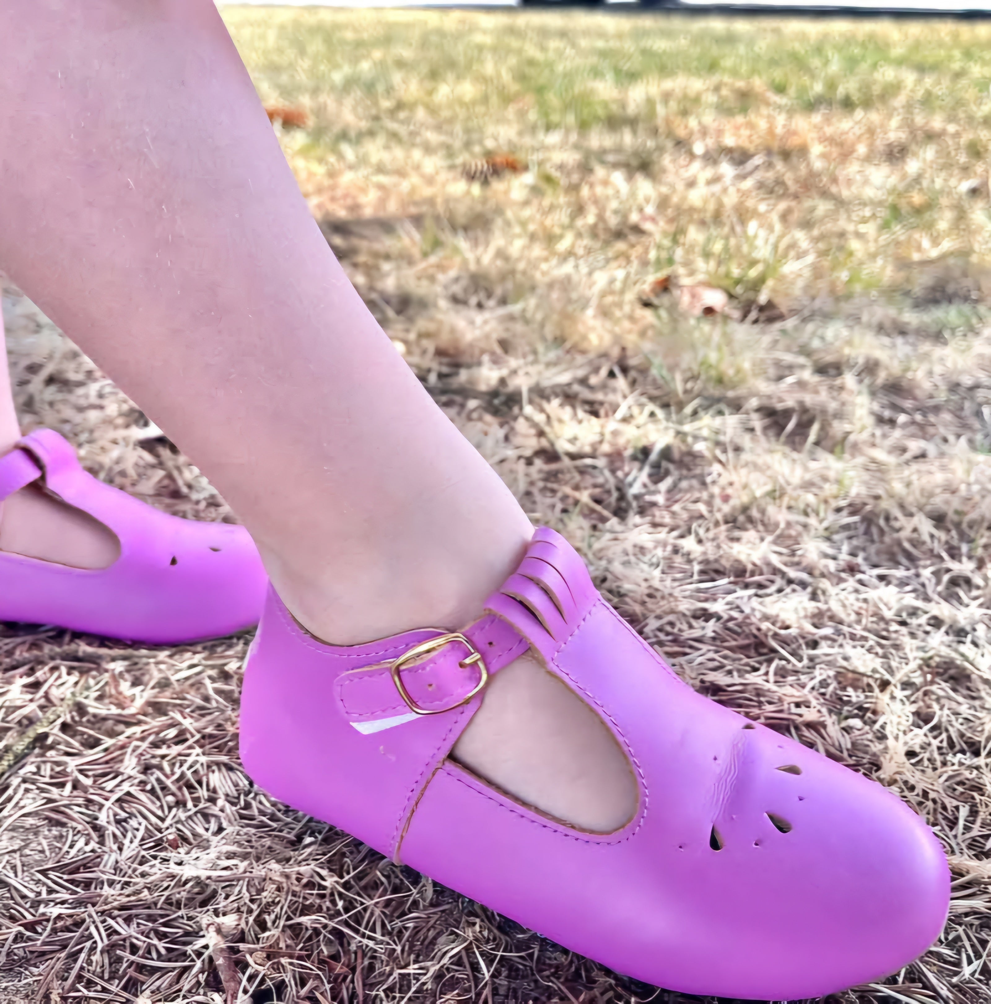 AUBREIGH T-STRAP Children's Flat in Rasberry