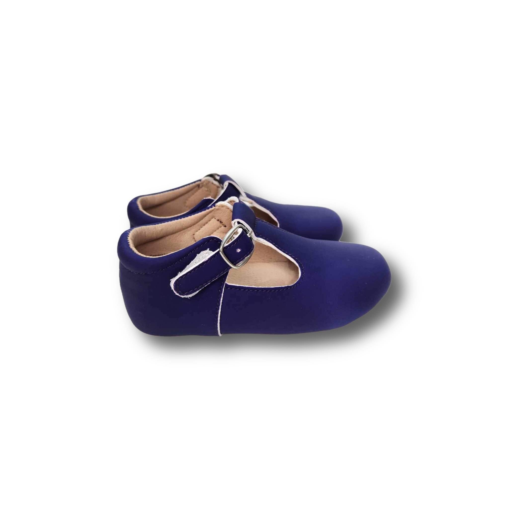 AUBREIGH Children's T-Strap Shoe in Color Changing Purple and Pink