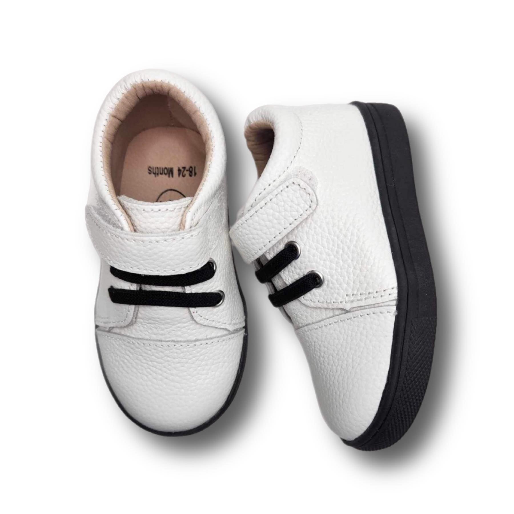 SAWYER Children's Low-Top Sneaker in White Leather and Black Accents